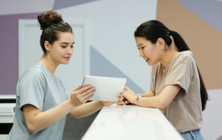 醫療產業數位轉型怎麼做?護理人員離職率攀升?善用數位管理系統,降低流程風險